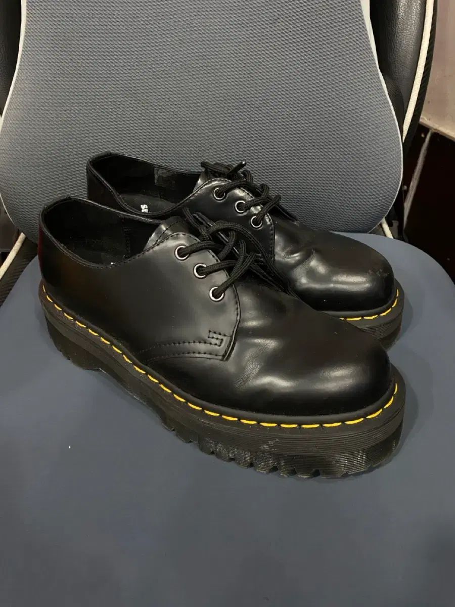 DR. MARTENS ドクターマーチン ローファー 270