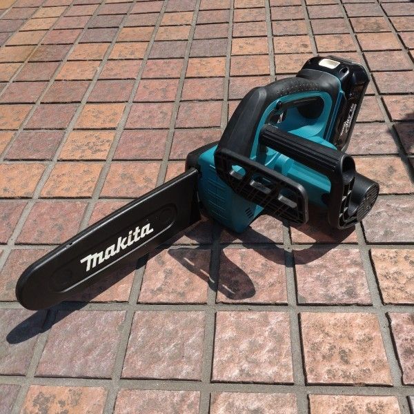 マキタ(makita) 36V充電式チェンソー MUC250D 【中古】【市川行徳店 