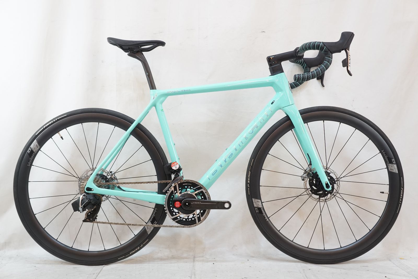 BIANCHI 「ビアンキ」 SPECIALISSIMA DISC 2022年モデル ロードバイク / バイチャリ浦和ベース