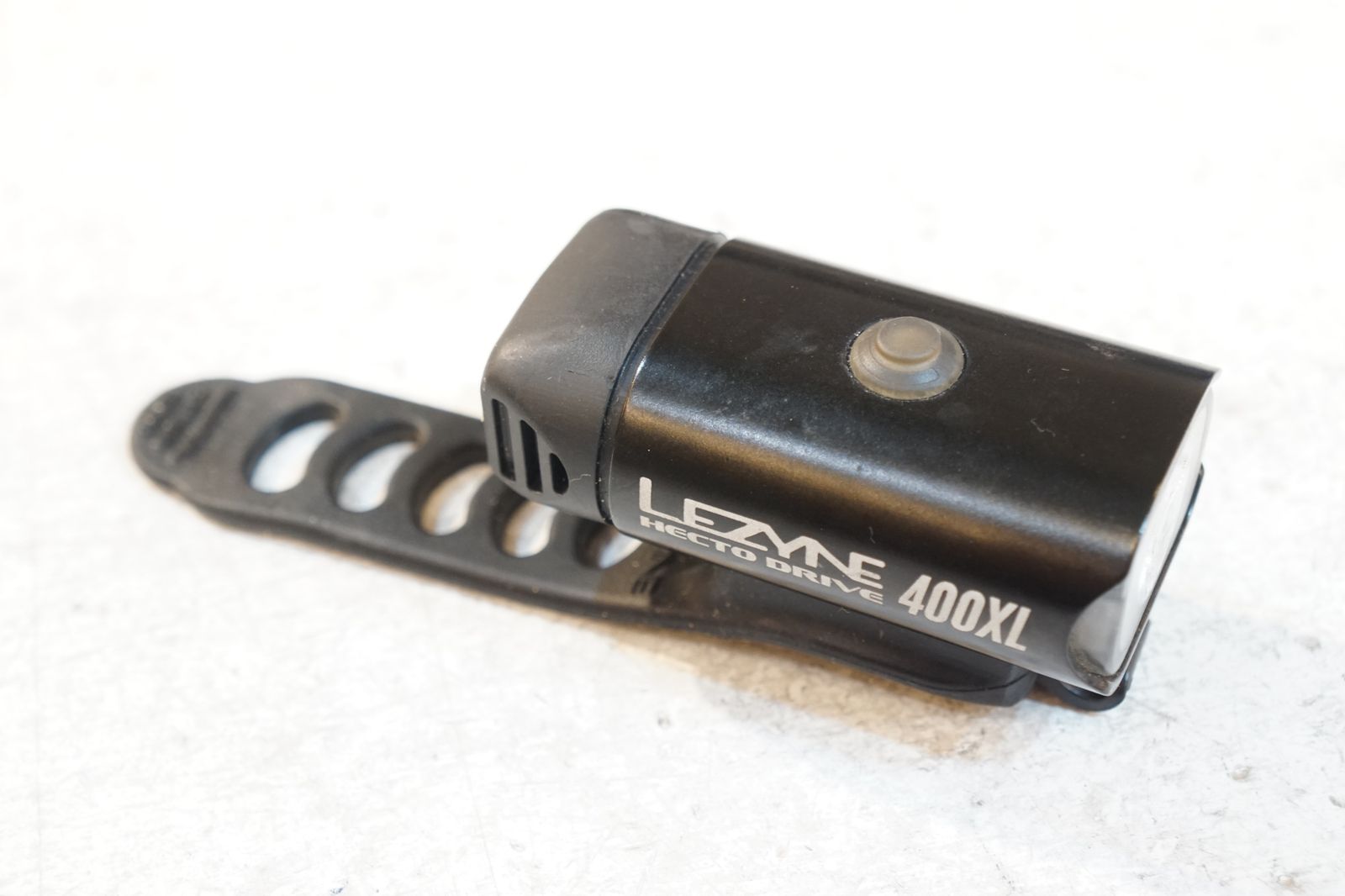 LEZYNE 「レザイン」 HECTO DRIVE 400XL フロントライト / バイチャリ
