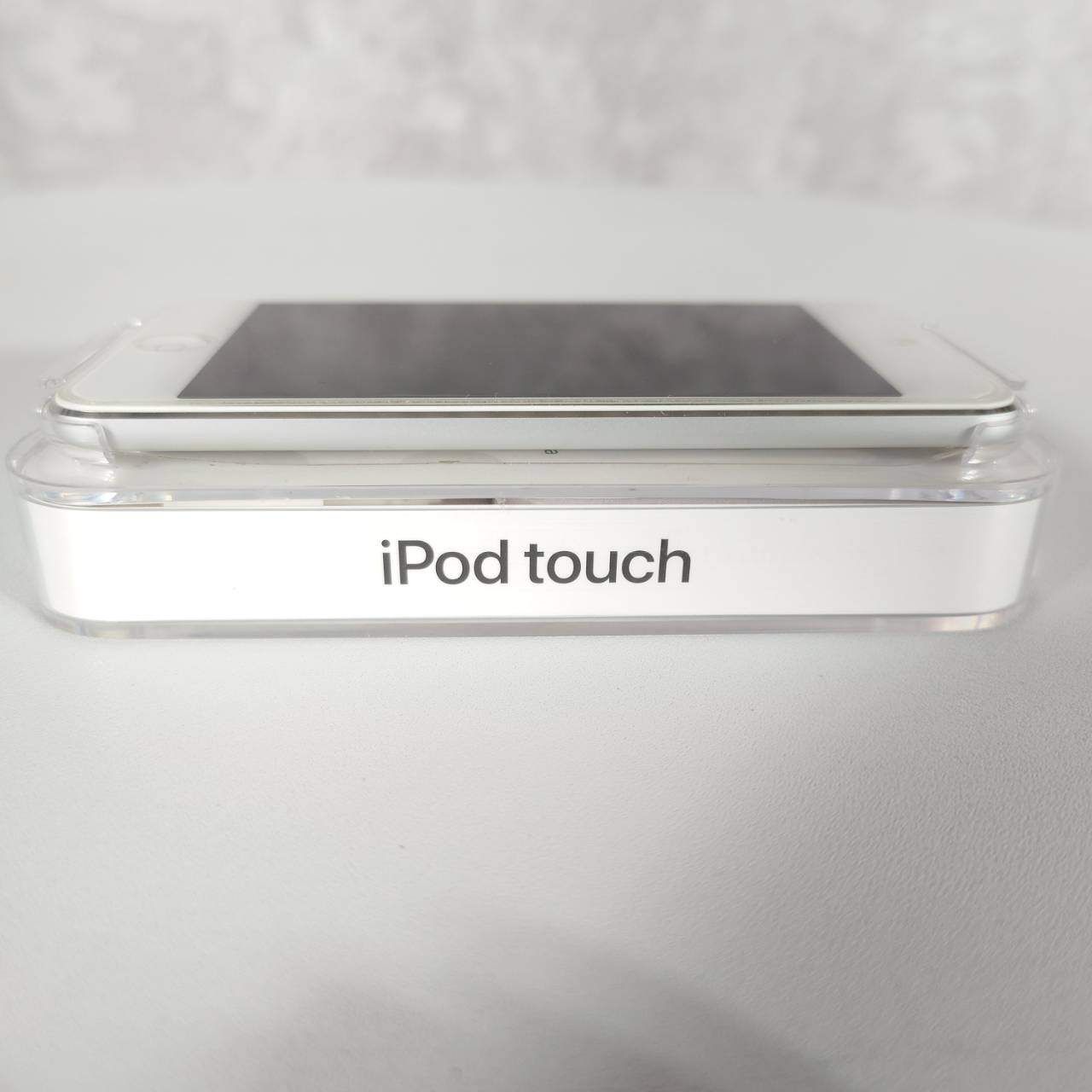 Apple iPod touch 第7世代 MVJ52J/A 128GB - メルカリ Apple iPod touch 第7世代 MVJ52J/A 128GB - メルカリ