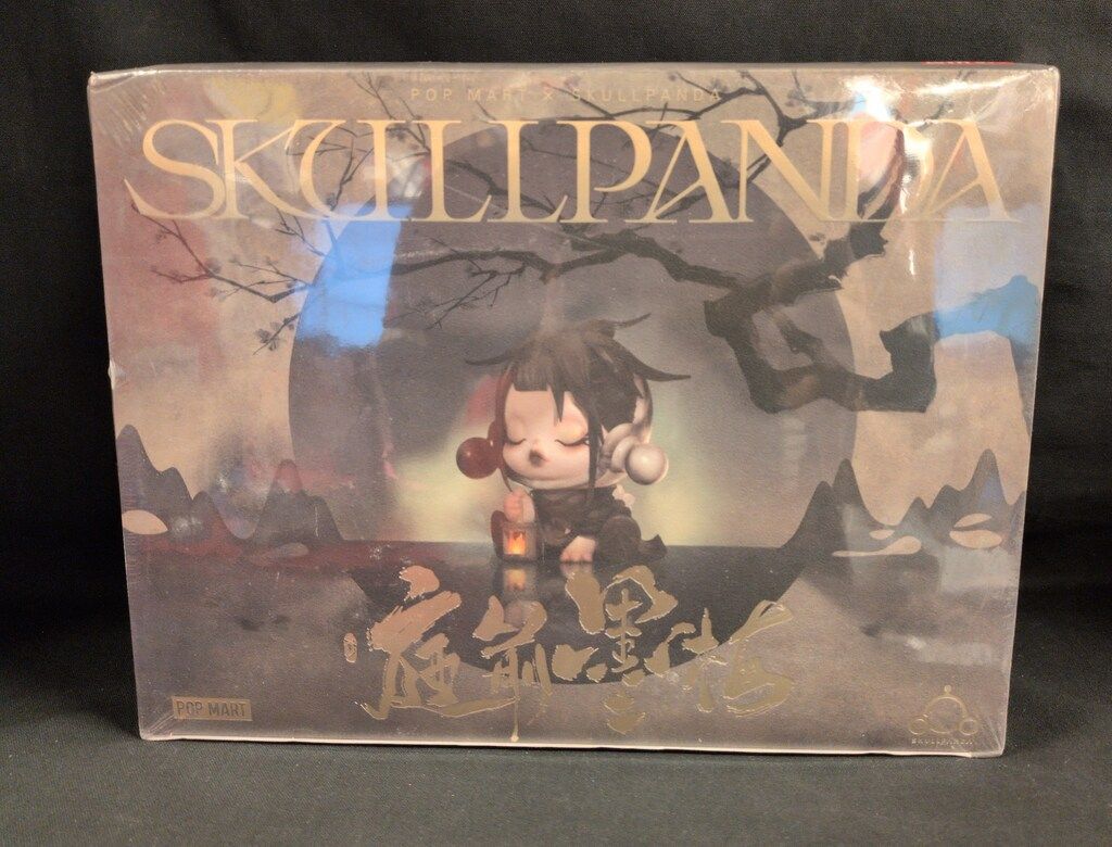 POPMART SKULLPANDA × 庭前墨梅 1BOX