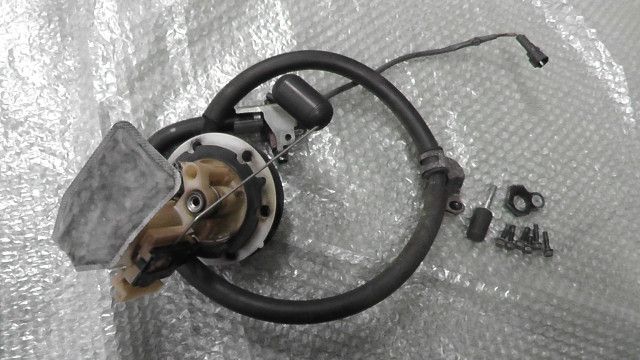マグザム SG21J-003xxx の 燃料ポンプ:#1778721930