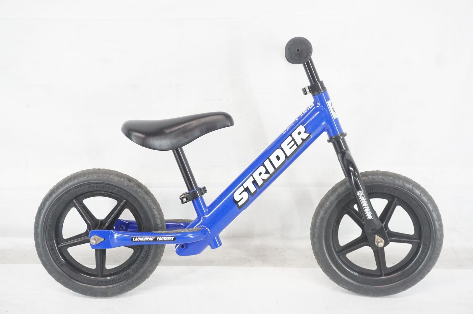 ストライダーST-4 STRIDER 「ストライダー」 ST-4 キッズバイク / バイチャリ阪急塚口店