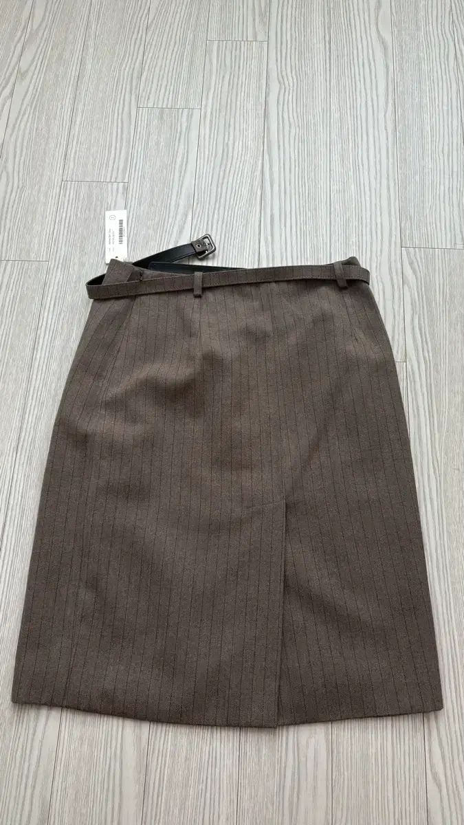 ヌアヌ ミディスカート 新品