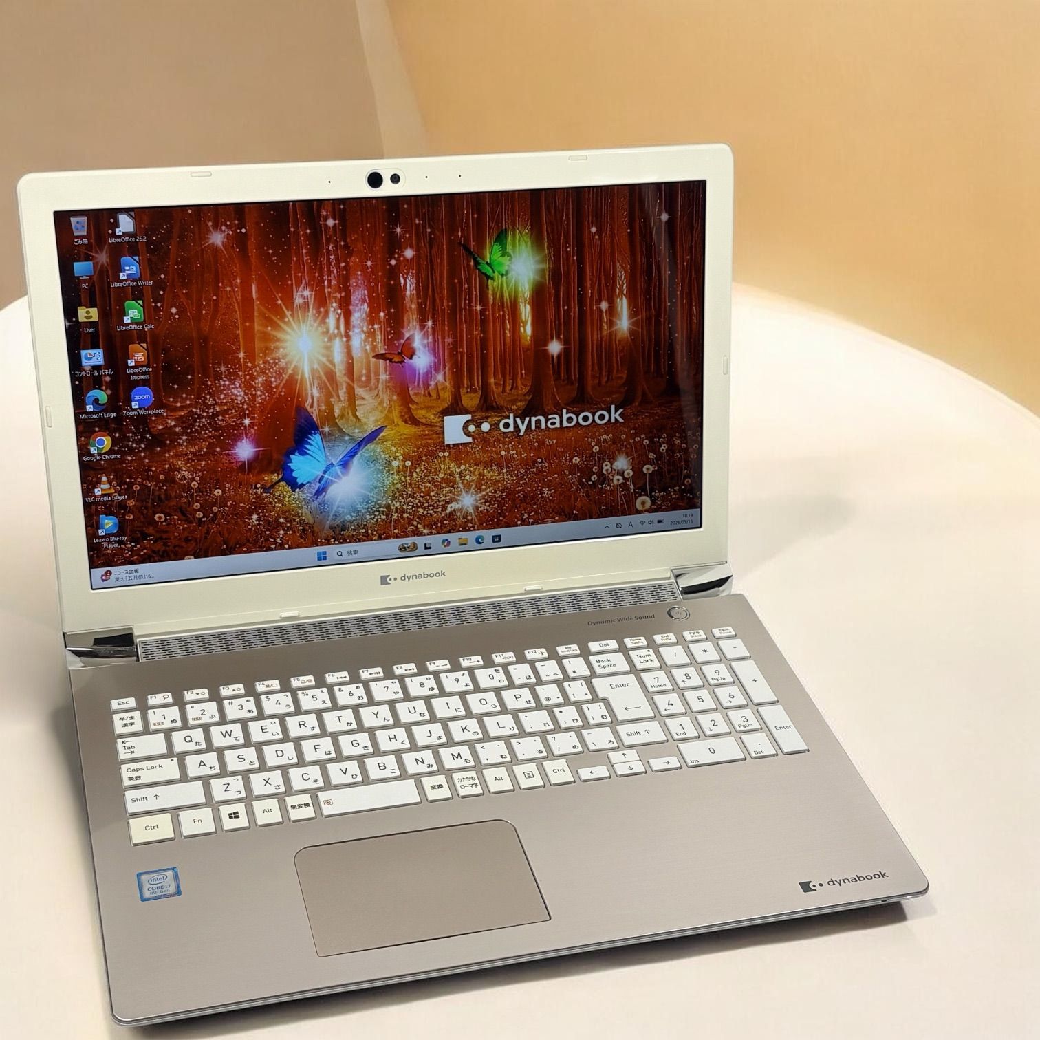 美品】Win11/i7/16GB/新品SSD dynabook - メルカリ