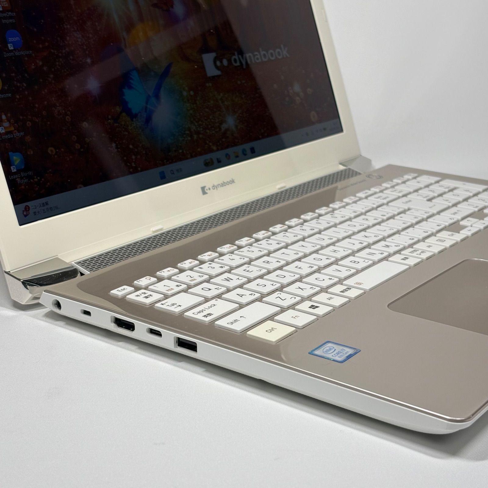 美品】Win11/i7/16GB/新品SSD dynabook - メルカリ