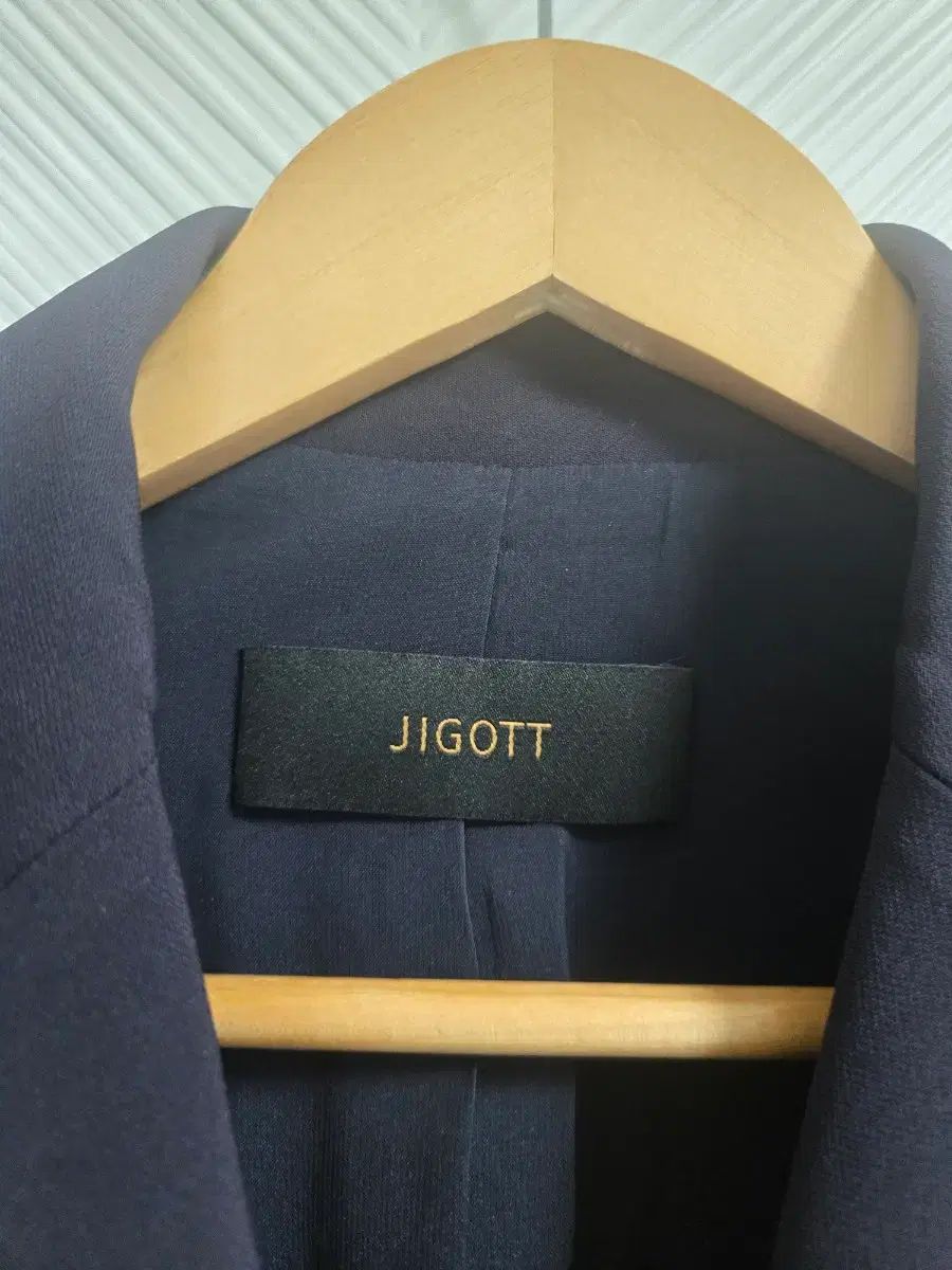 JIGOTT ネイビー ダブルボタン ジャケット JIGOTT ネイビー ダブルボタン ジャケット