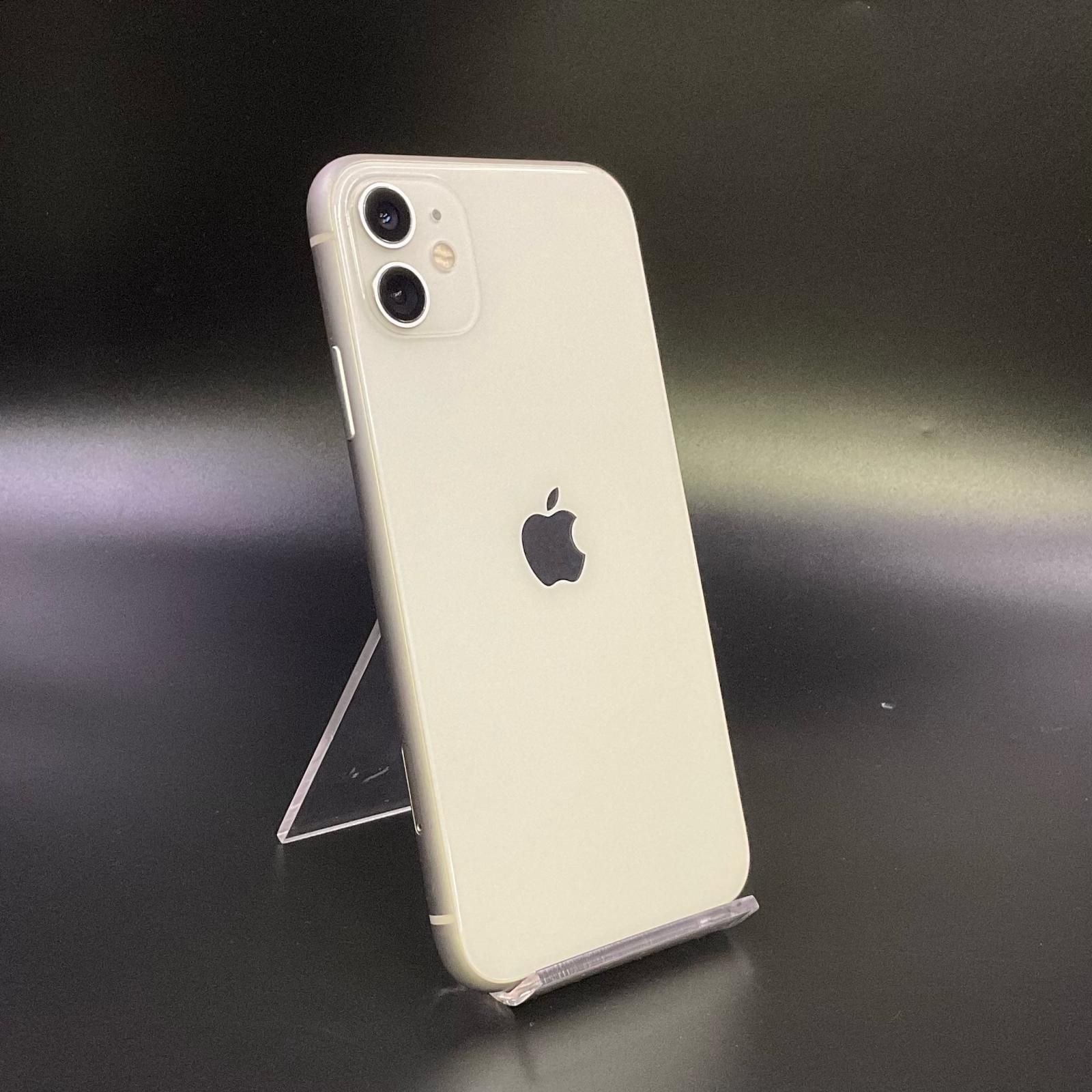 全額返金保証】【最速発送】 iPhone 11 64GB ホワイト docomo 白ロム 