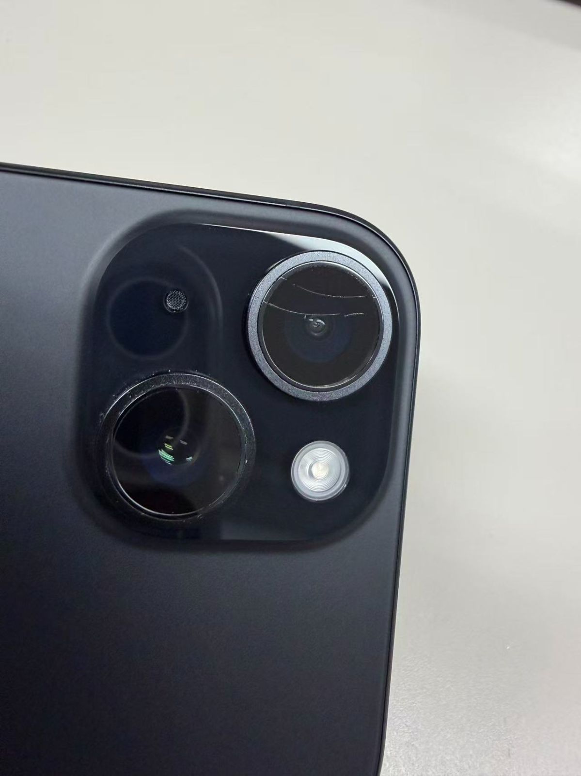 美品 電池94%SIMフリー iPhone15 128GB ブラック - メルカリ