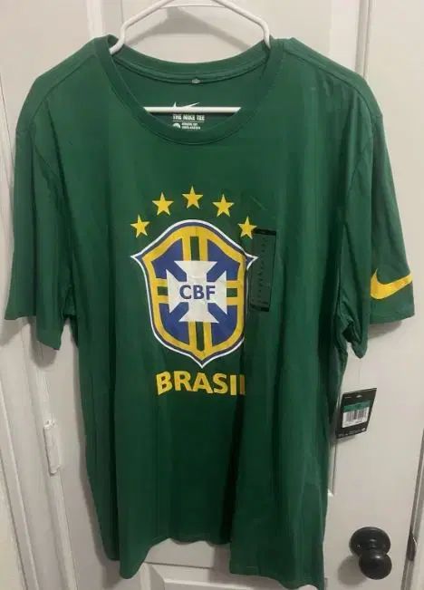 ナイキ スポーツブラ ブラジル CBF