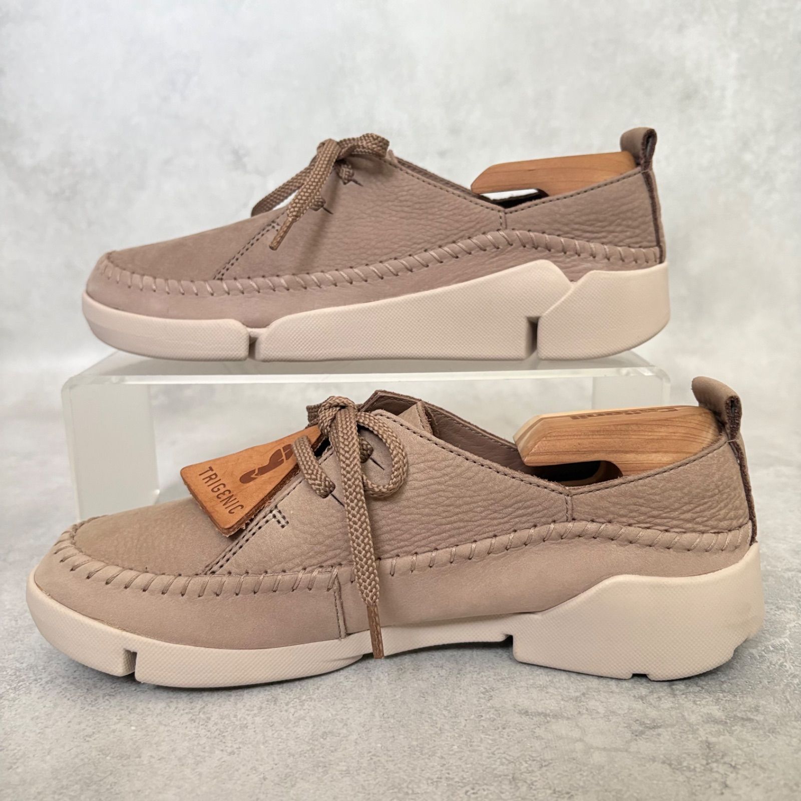 ほぼ未使用 クラークス Clarks トライジェニック2 スニーカー UK4