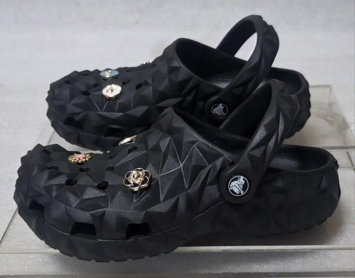 クロックス CROCS クラシック クラシック geometric klogg ジュニア 210 215