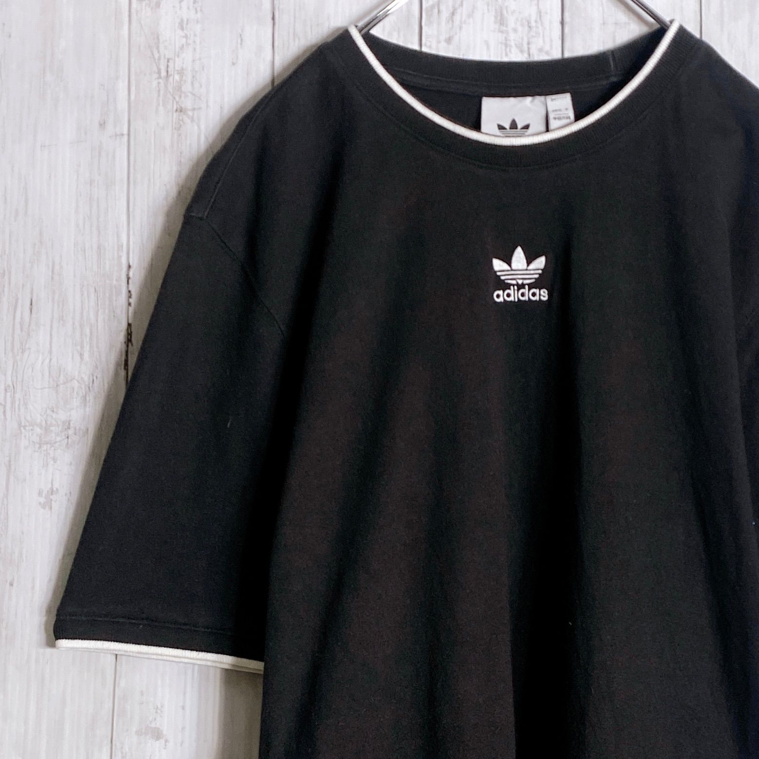 【国内正規品】adidas originals ブラック ホワイト センターロゴ トレフォイル リンガーTシャツ #901