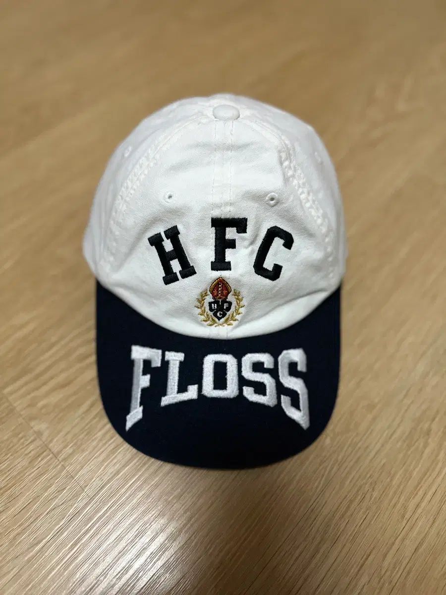 HERITAGE FLOSS 帽子