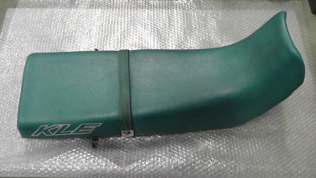 KLE250 アネーロ LE250A-004xxx の シート:#1778805089