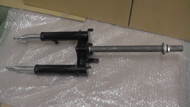 トゥデイ FI　AF67-1533xxx　の　フロントフォーク:#1778805220