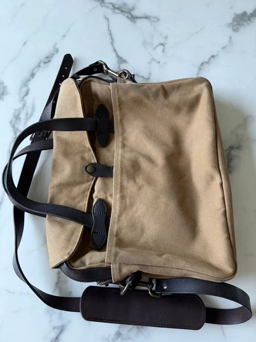 フィルソン 256 バッグ 出品 ブリーフケース