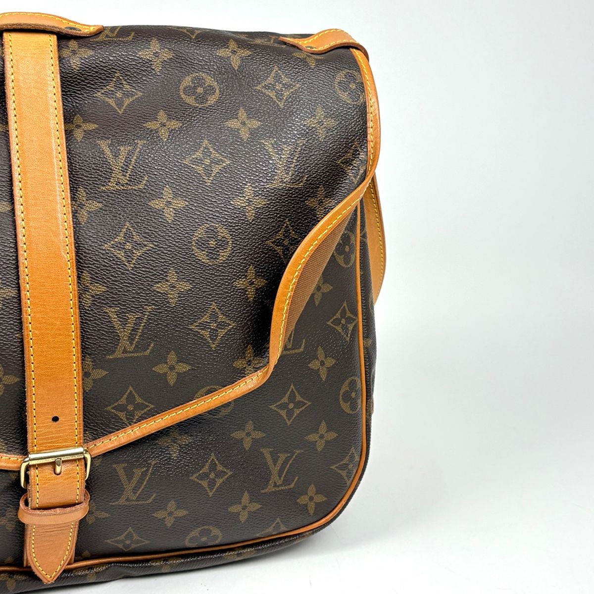 ルイ・ヴィトン Louis Vuitton ソミュール35 斜め掛け ショルダー