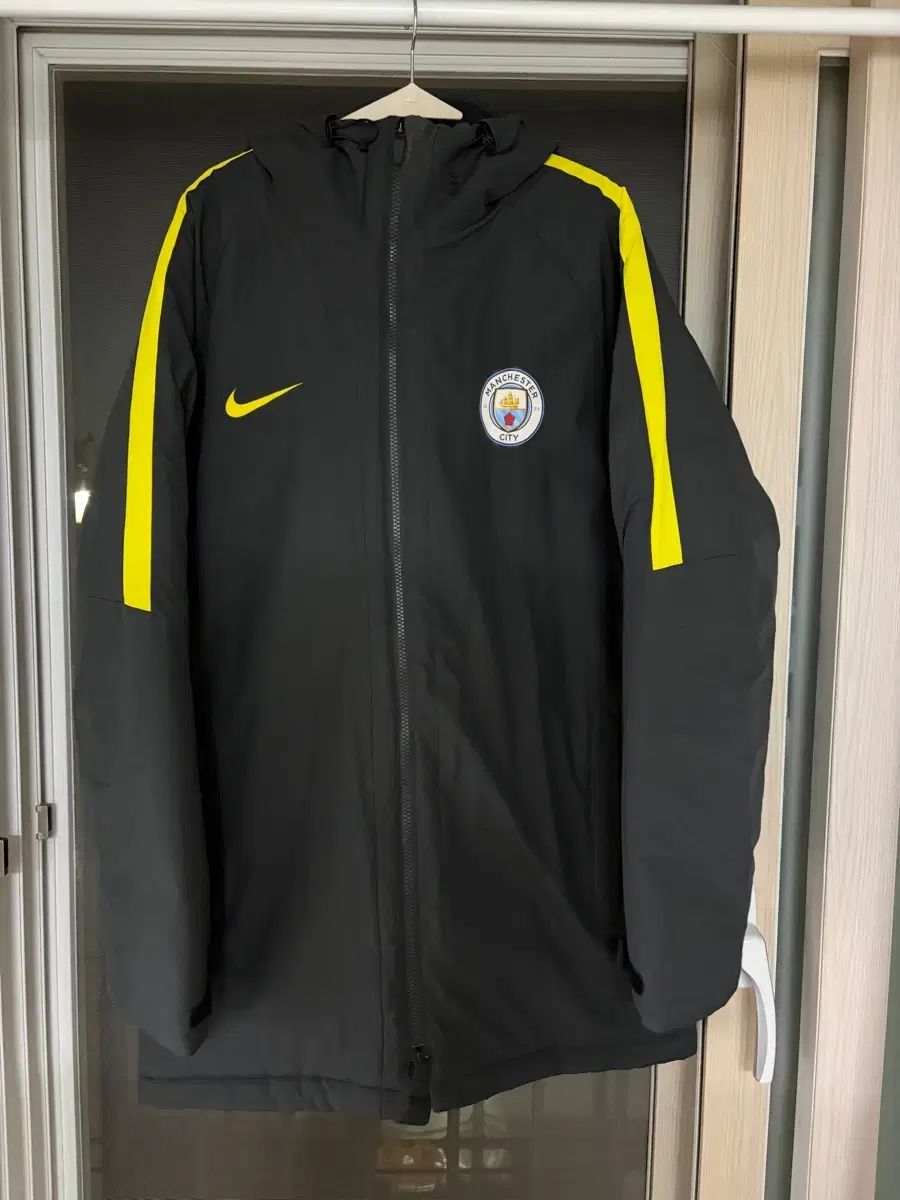 NIKE マンチェスターシティ ダウン - メルカリ