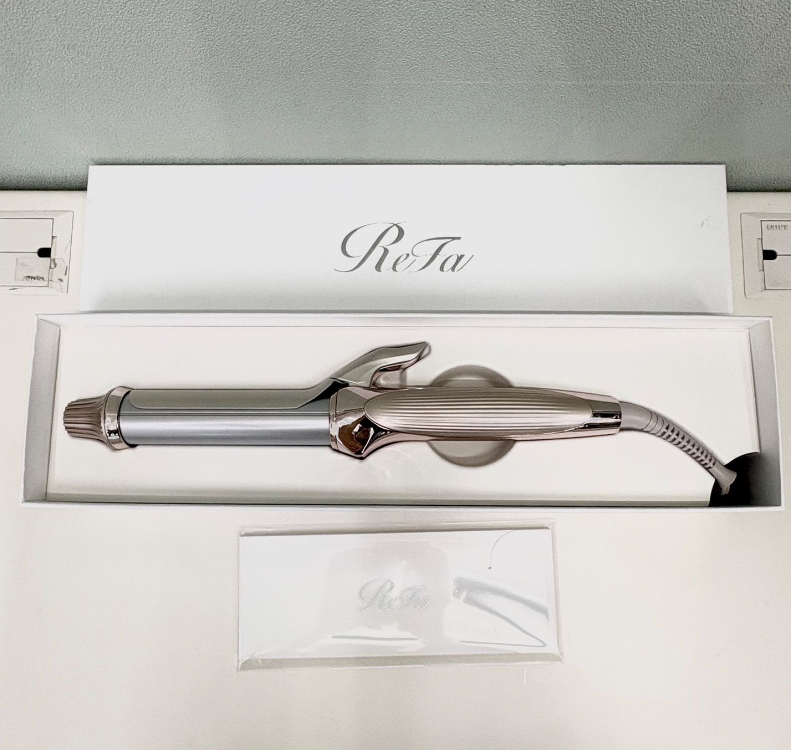 【 ReFa 】美品！リファ カールアイロン プロ+ 32mm シャンパングレージュ ★2025年製★海外使用可