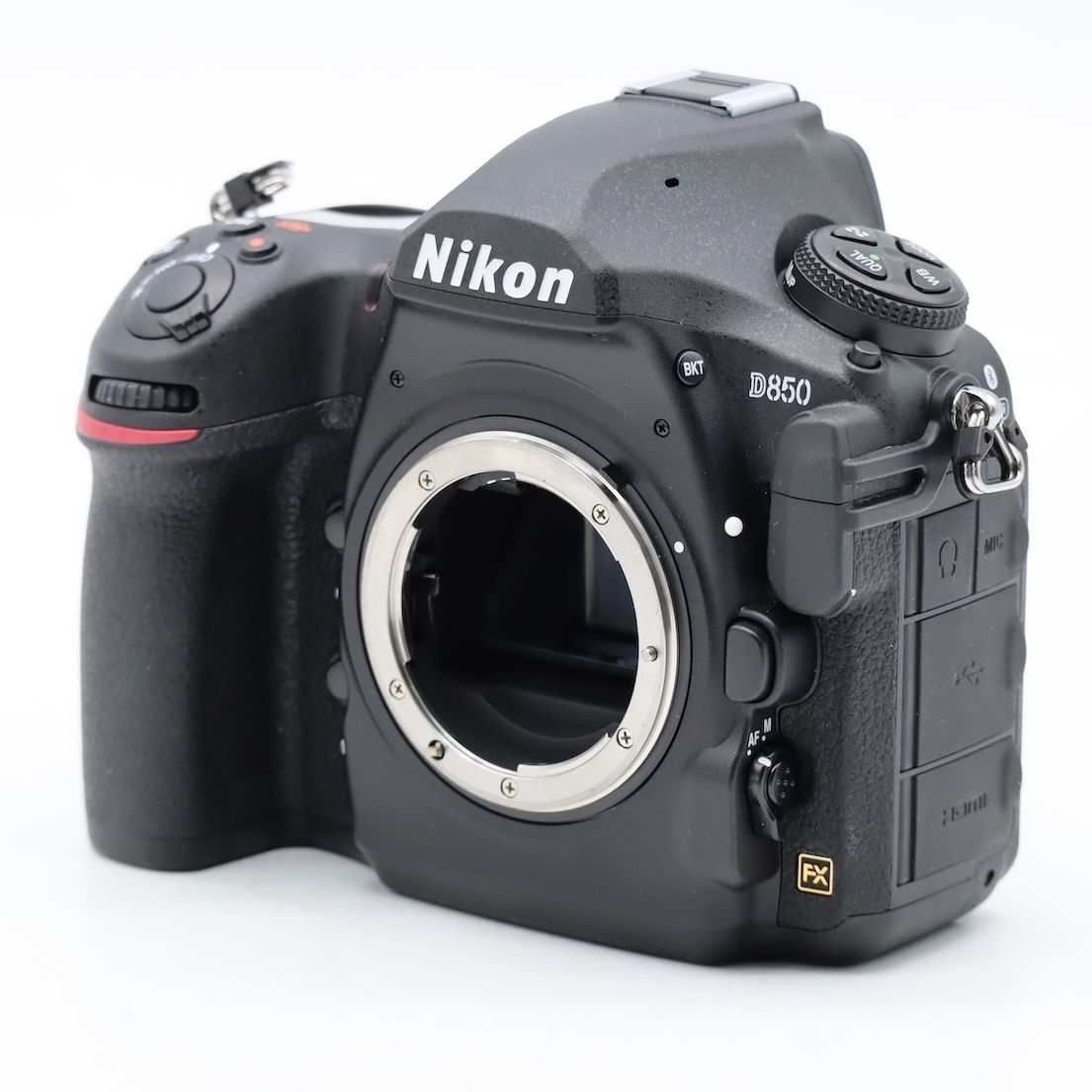 新品級】ショット数「681回」Nikon ニコン D850 ボディ - メルカリ