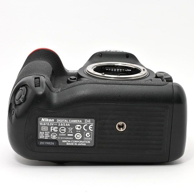 並品＞ Nikon D4 ボディ｜デジタル一眼レフカメラ｜シャッター数15,424