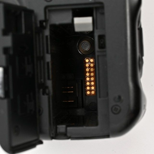 良品＞ Canon EOS Kiss X4 ボディ KISSX4-BODY｜デジタル一眼レフ