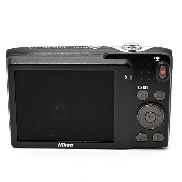並品＞ Nikon COOLPIX S3100 シャンパンシルバー｜コンパクトデジタル