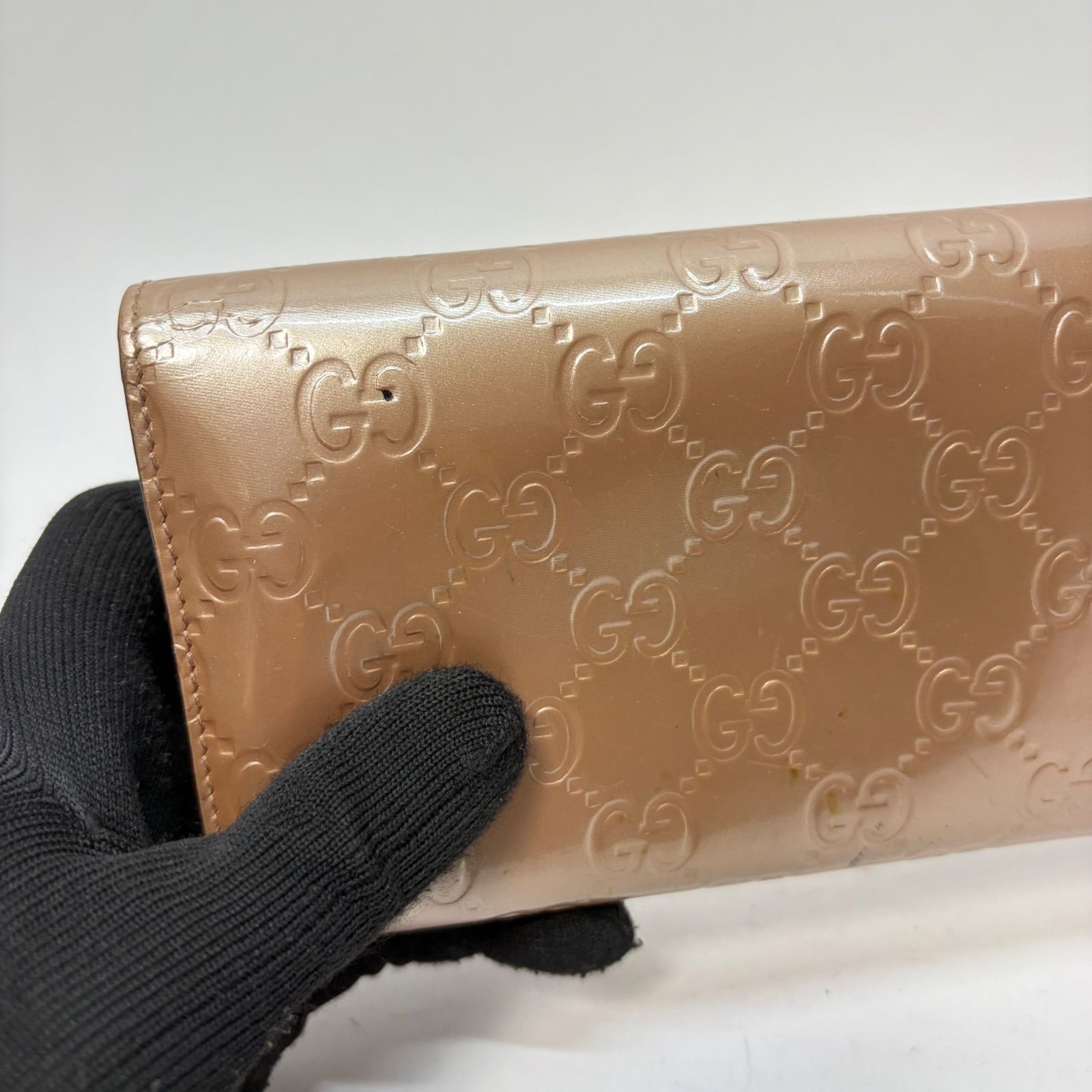 4346 GUCCI グッチ 長財布 GG シマレザー PVC エナメル ピンクベージュ