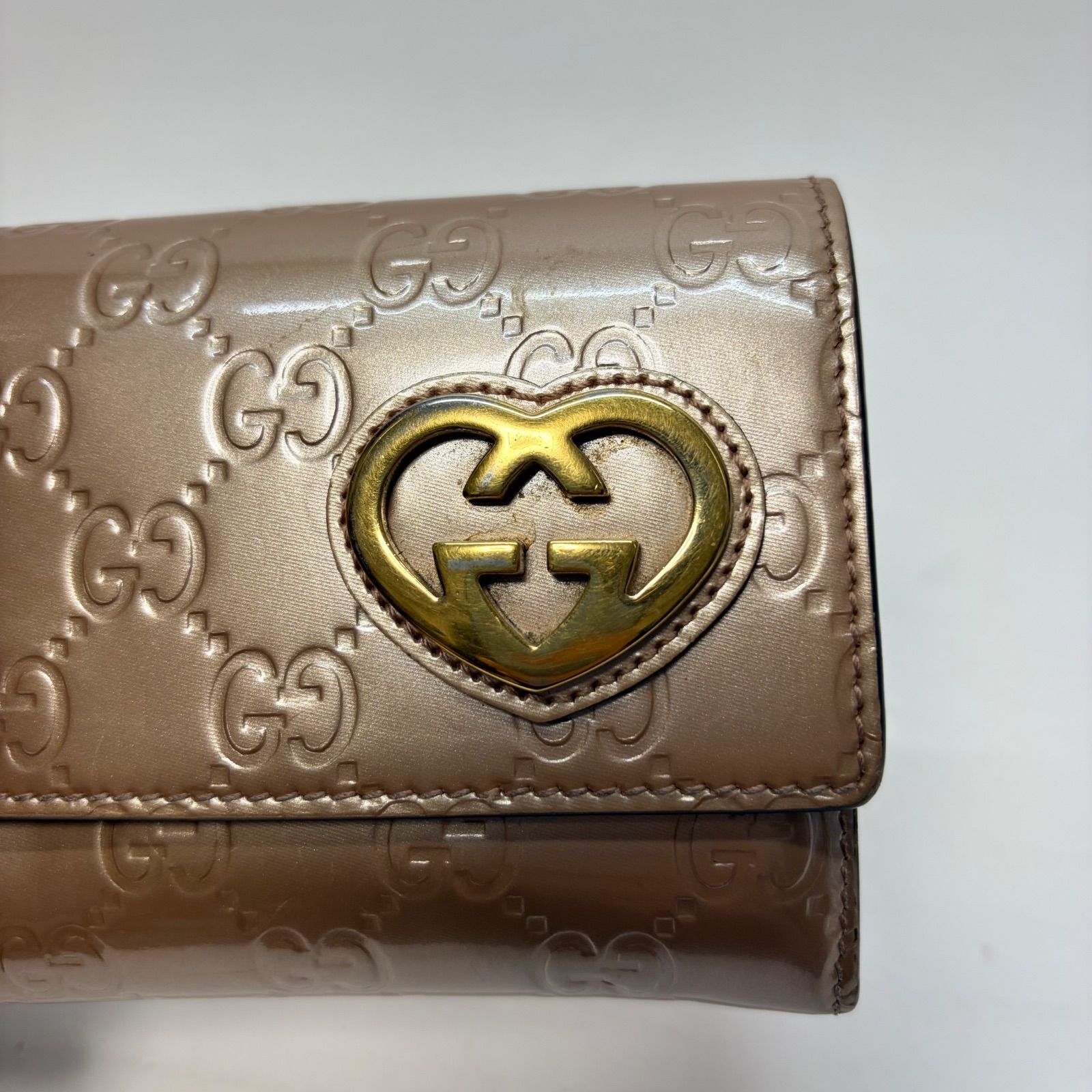 4346 GUCCI グッチ 長財布 GG シマレザー PVC エナメル ピンクベージュ