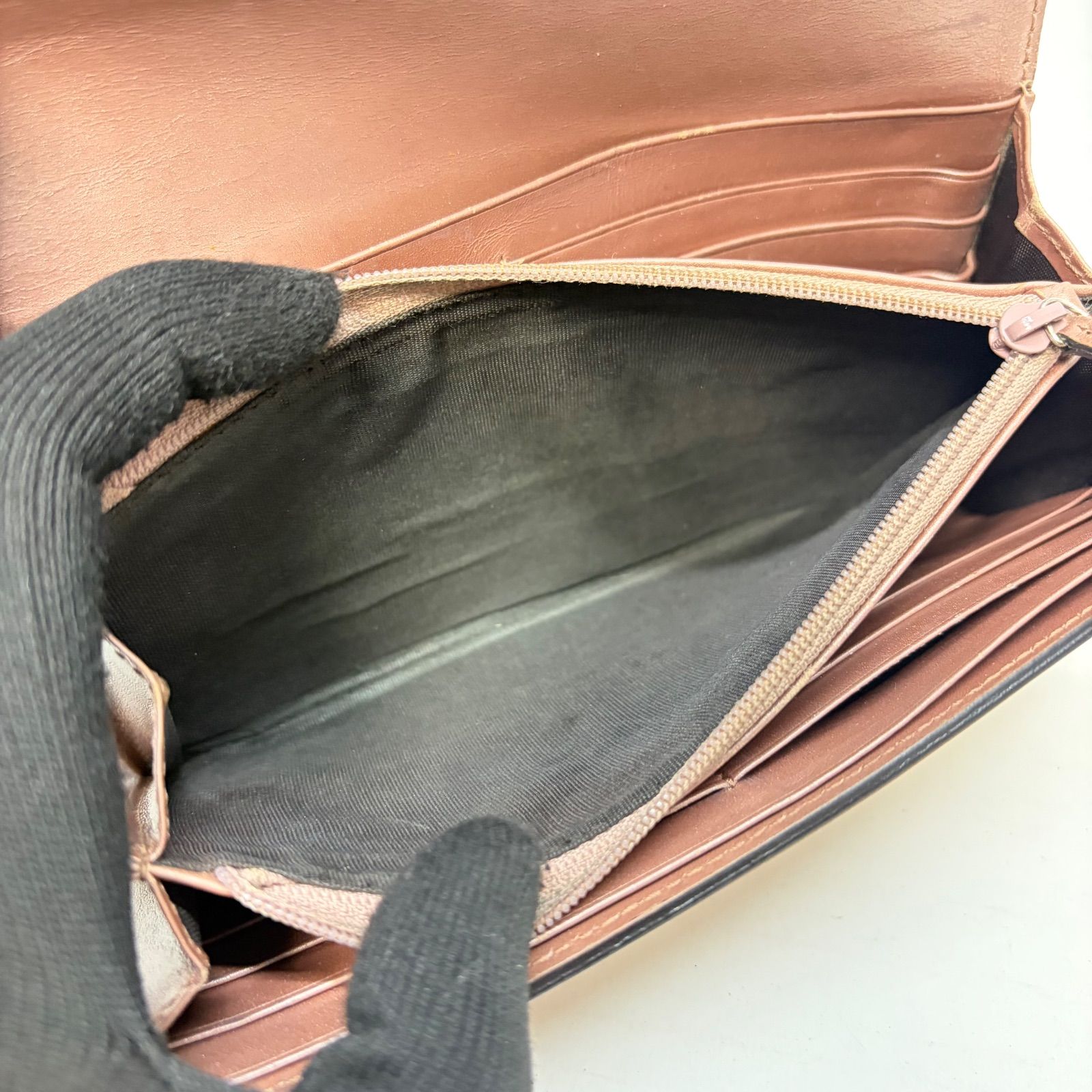 4346 GUCCI グッチ 長財布 GG シマレザー PVC エナメル ピンクベージュ