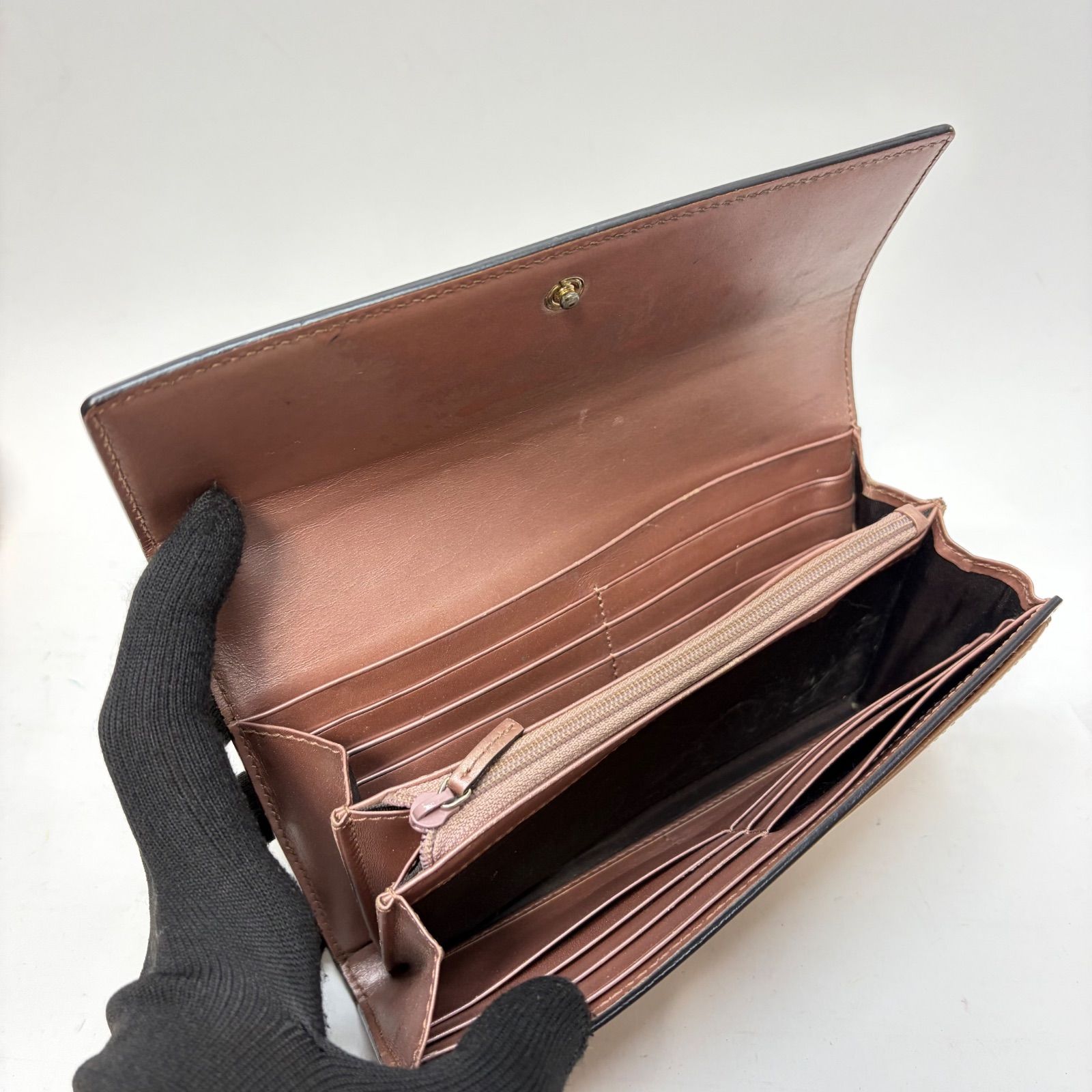 4346 GUCCI グッチ 長財布 GG シマレザー PVC エナメル ピンクベージュ