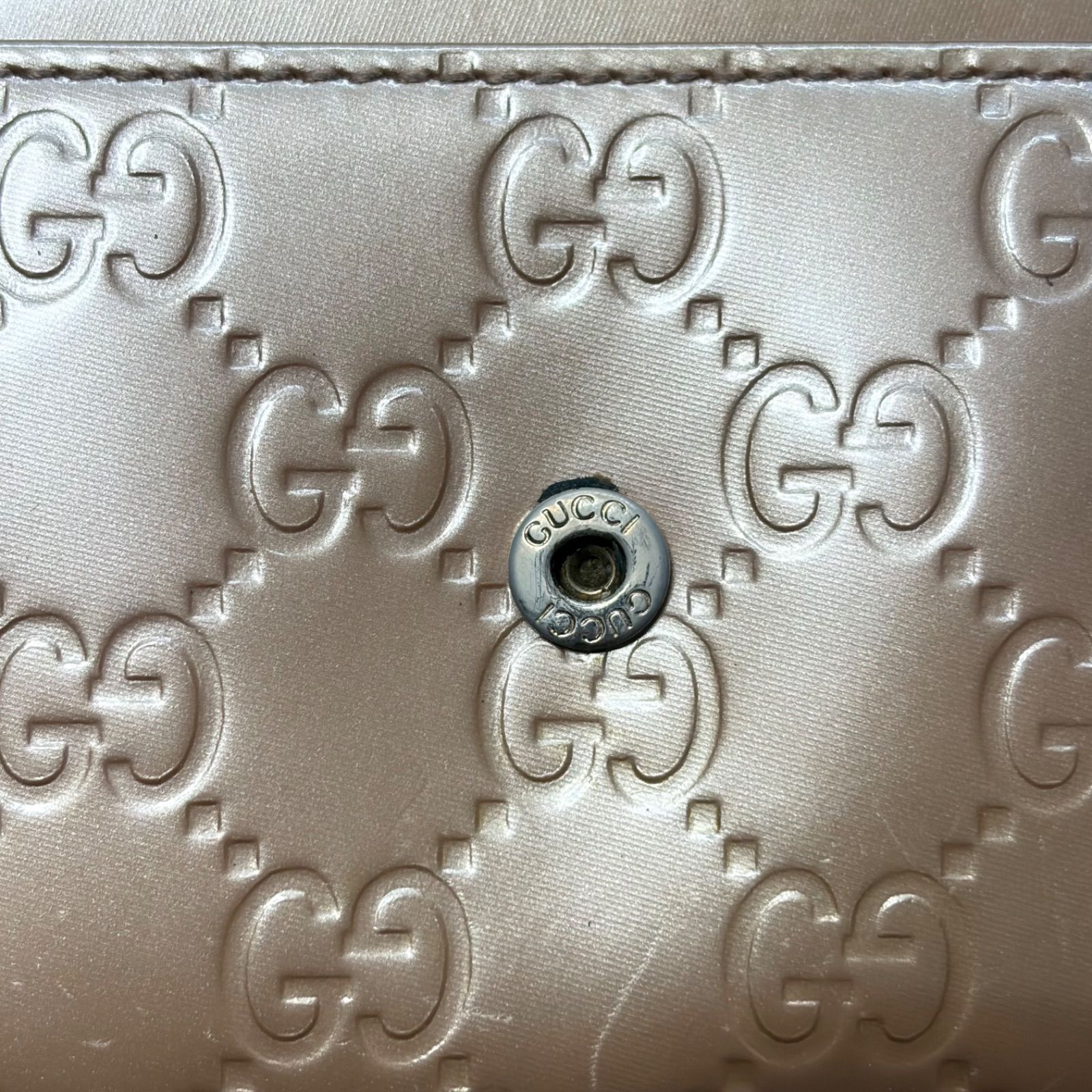 4346 GUCCI グッチ 長財布 GG シマレザー PVC エナメル ピンクベージュ