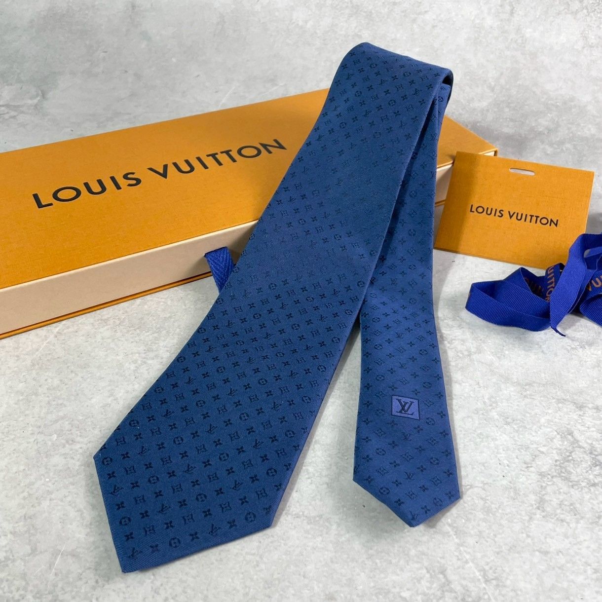 極美品✨LOUIS VUITTON ルイヴィトン メンズ ビジネス ネクタイ