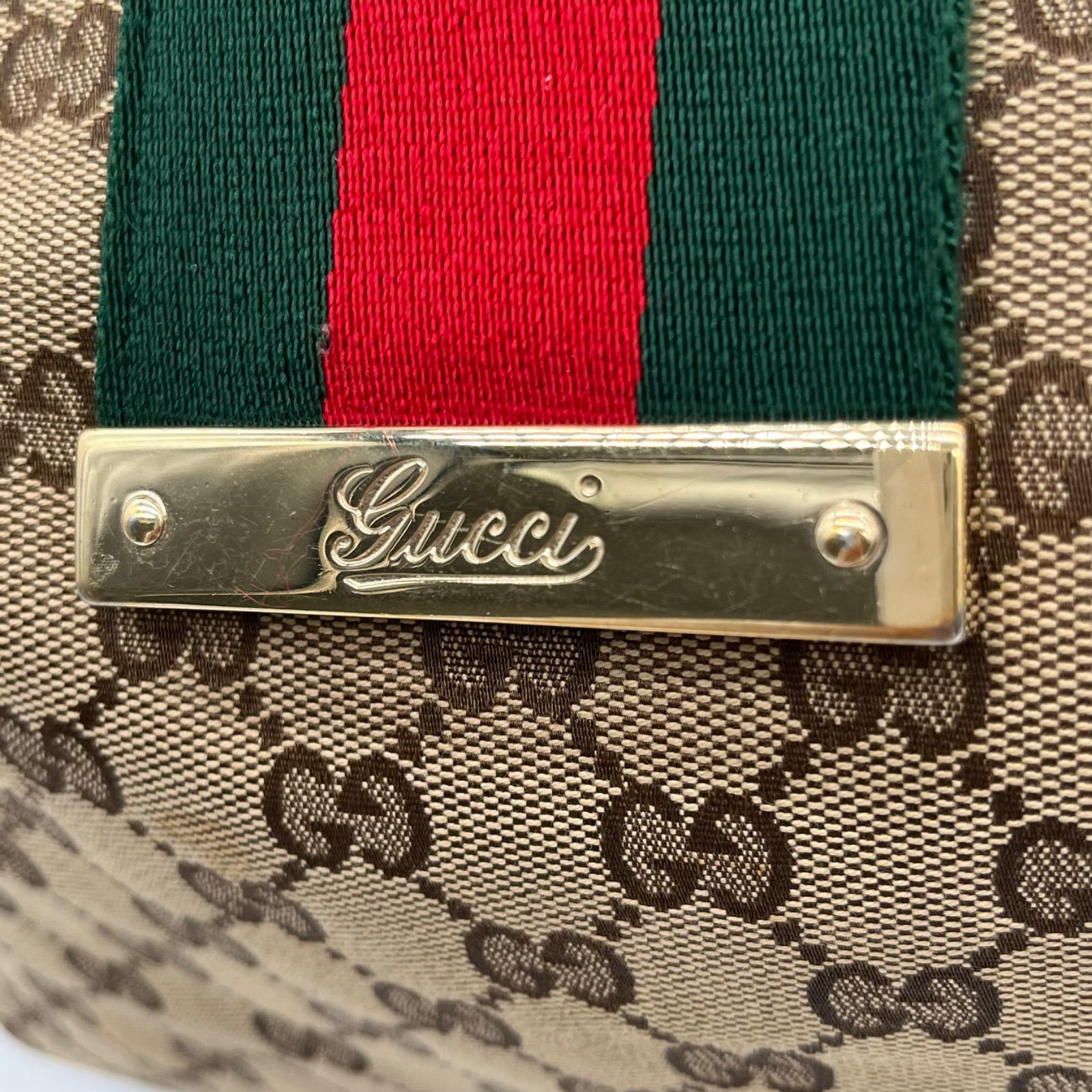 GUCCI グッチ シェリーライン GGキャンバス ゴールドプレート GUCCI グッチ シェリーライン GGキャンバス ゴールドプレート