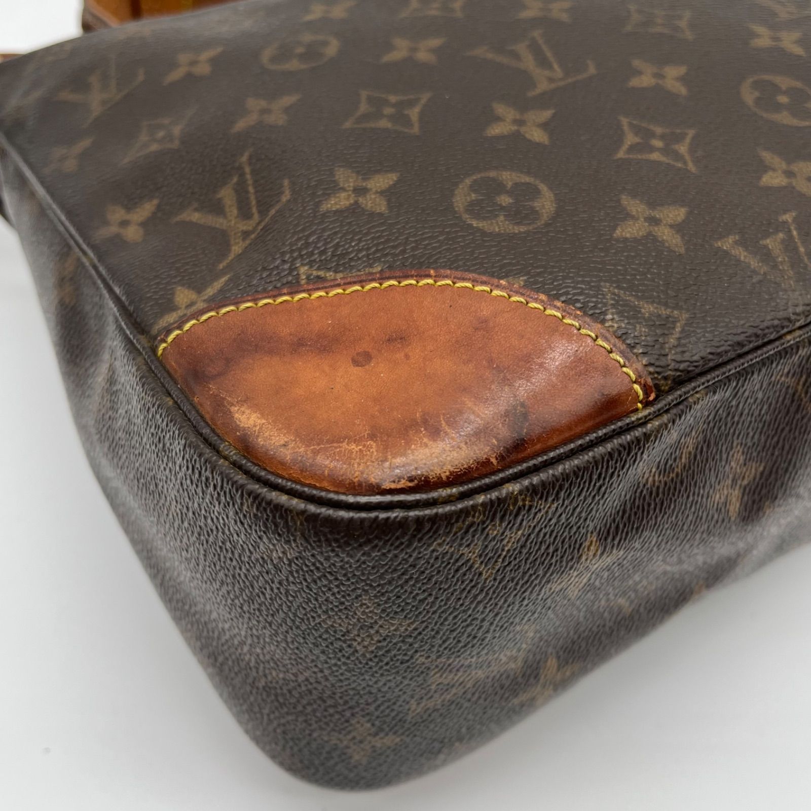 LOUIS VUITTON ルイヴィトン モノグラム ブローニュ30 ワンショルダー 