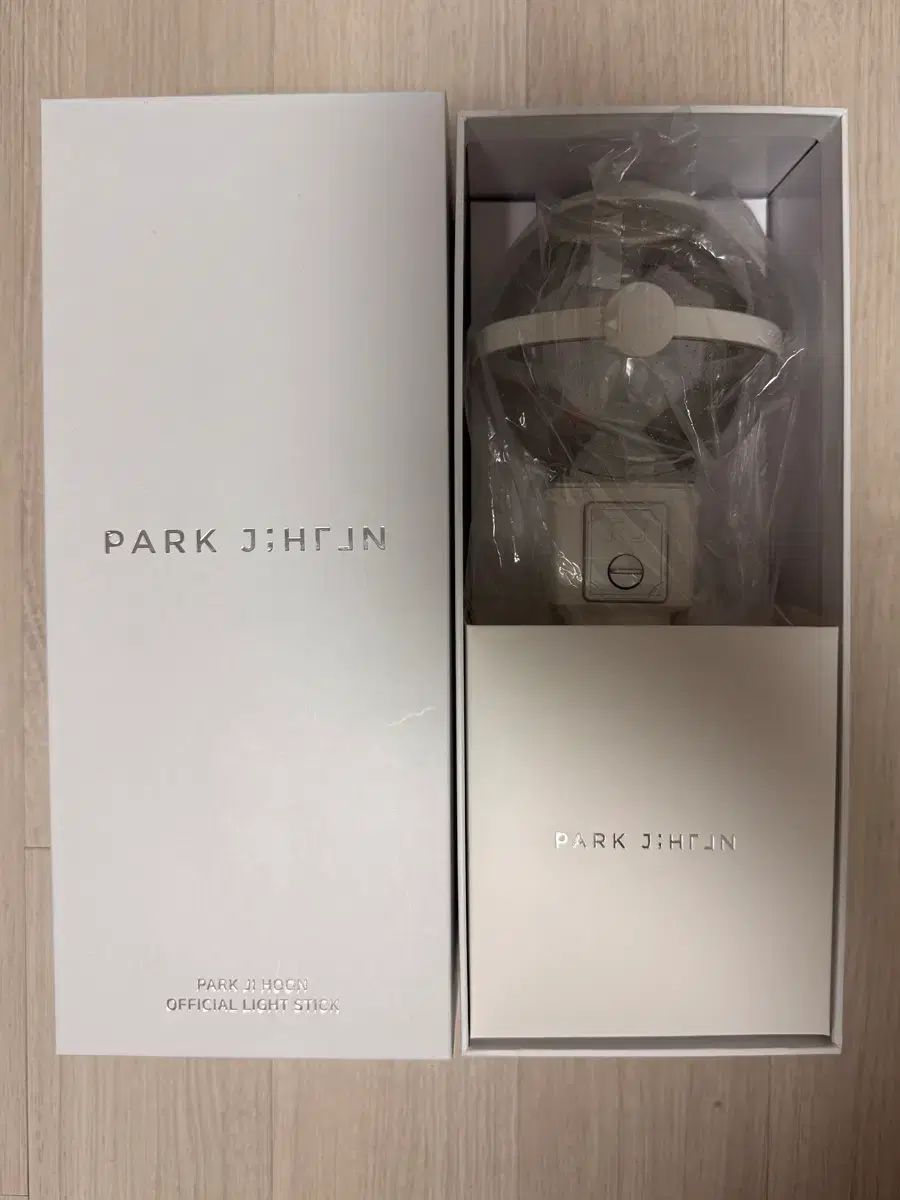 パク・ジフン(PARK JIHOON) ペンライト 뽑봉 新品 + トレカ - メルカリ