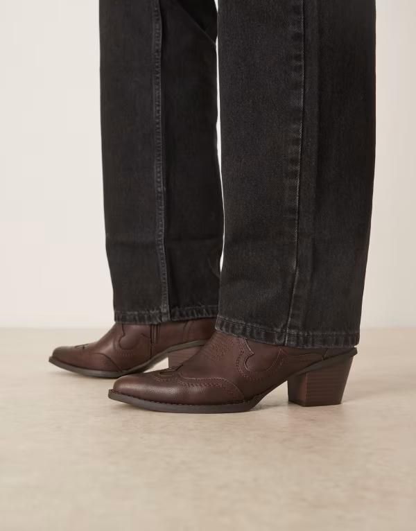 エイソス メンズ シューズ ブーツ・レインブーツ チェルシーブーツ チェルシー ブーツ ヒール ASOS DESIGN western chelsea boots with cuban heel Brown ブラウン