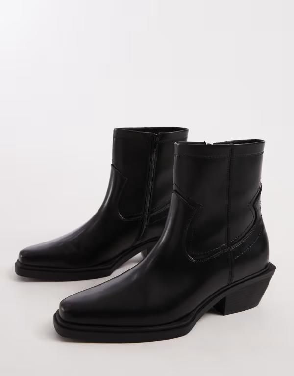 エイソス メンズ シューズ ブーツ・レインブーツ チェルシーブーツ チェルシー レザー ヒール ASOS DESIGN chelsea boots leather with cuban heel and western detailing Black ブラック