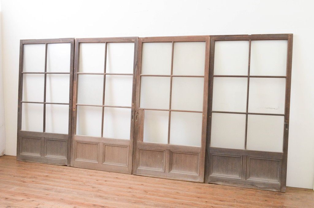 ▼現状販売▼ ガラス戸4枚セット ヴィンテージ建具 昭和中期 レトロ 4～7営業日前後で発送(※修理加工希望の方3ヶ月程で発送) R-066791