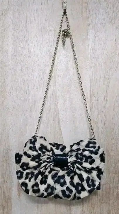 レッド Valentino ヴァレンティノ ヒョウ柄 ミニ チェーン バッグ