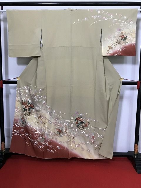 【中古】Sサイズ 訪問着 正絹 グリーン地に花車模様