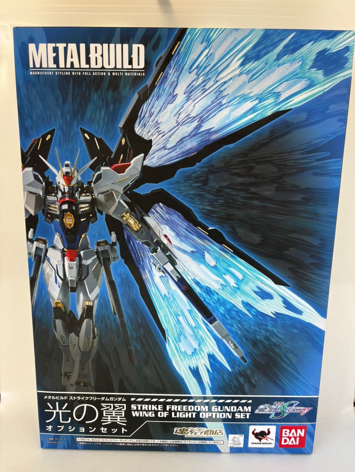 中古】【未開封】METAL BUILD ストライクフリーダムガンダム 光の翼