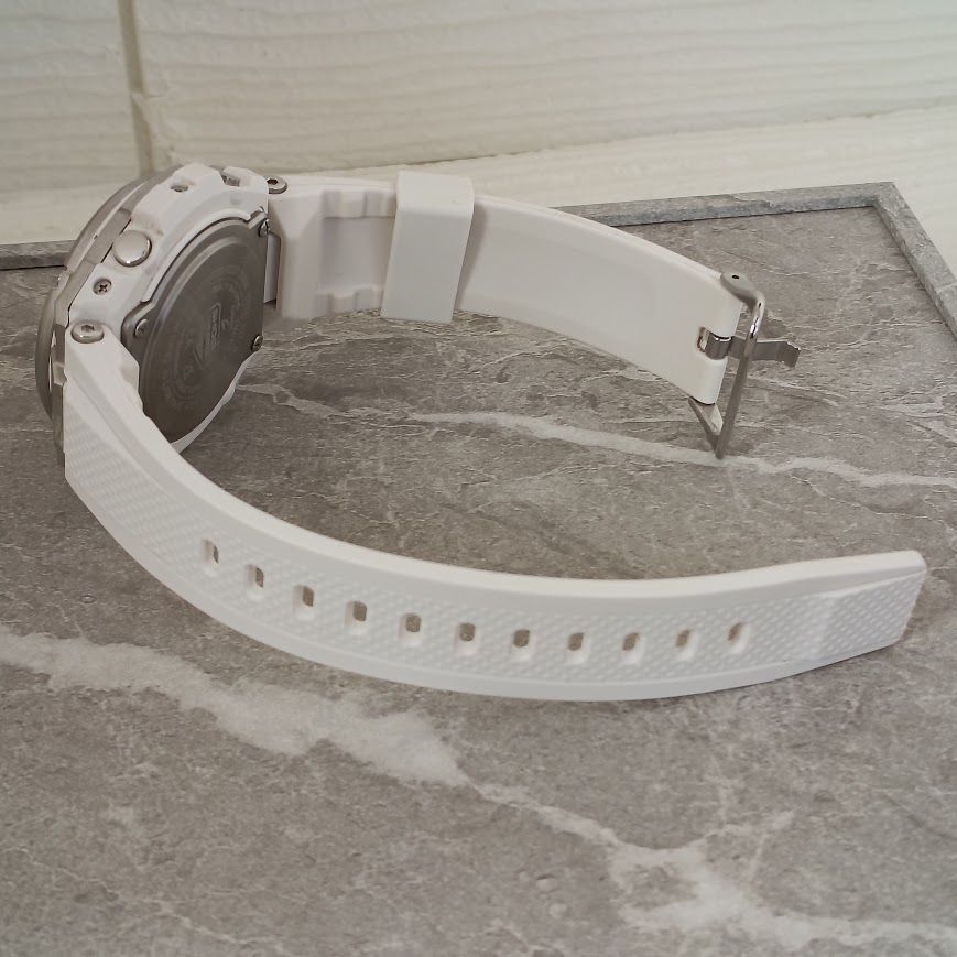 CASIO G-SHOCK G-STEEL GST-W310 ホワイト 白 シルバー MULTI BAND 6