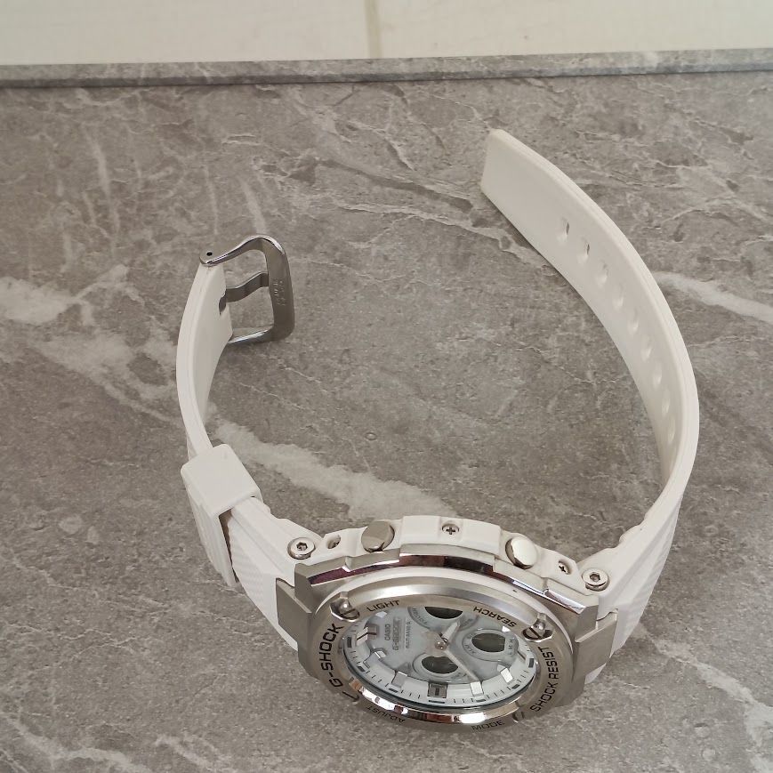 CASIO G-SHOCK G-STEEL GST-W310 ホワイト 白 シルバー MULTI BAND 6