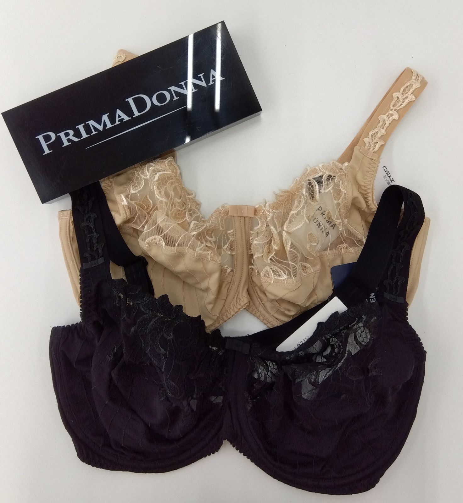 【未使用品・現状品】PRIMADONNA プリマドンナ ブラジャー2点 ワイヤー入り　黒・ベージュ　日本サイズF85 L-141
