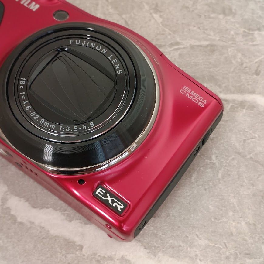 FUJIFILM Finepix F820EXR 富士フィルム デジカメ レッド 美品 箱付