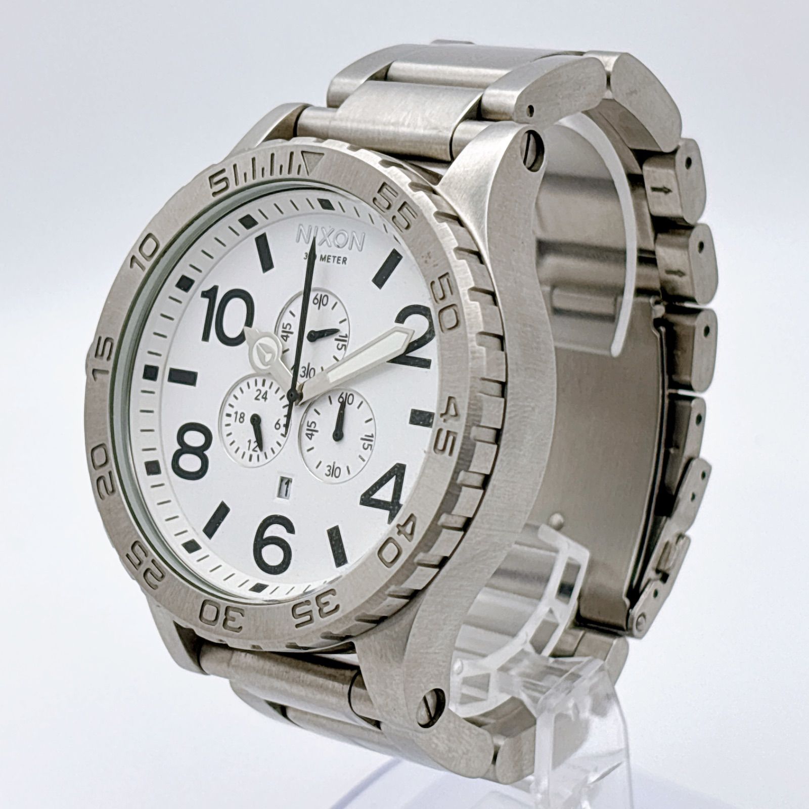 NIXON ニクソン THE 51-30 白文字盤 新品電池交換済 クロノグラフ