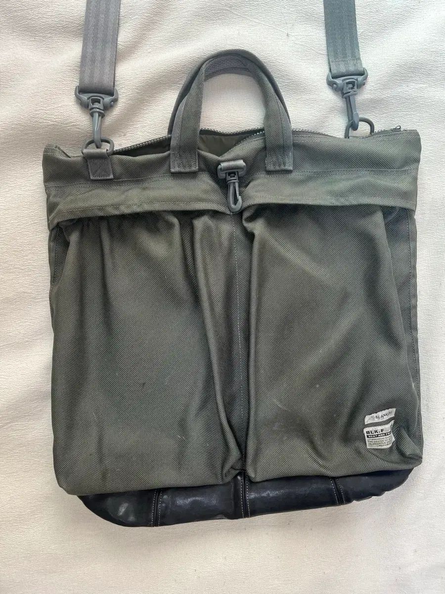 BLANKOF 初期 コーデュラ ヘルメットバッグ グレーカーキ